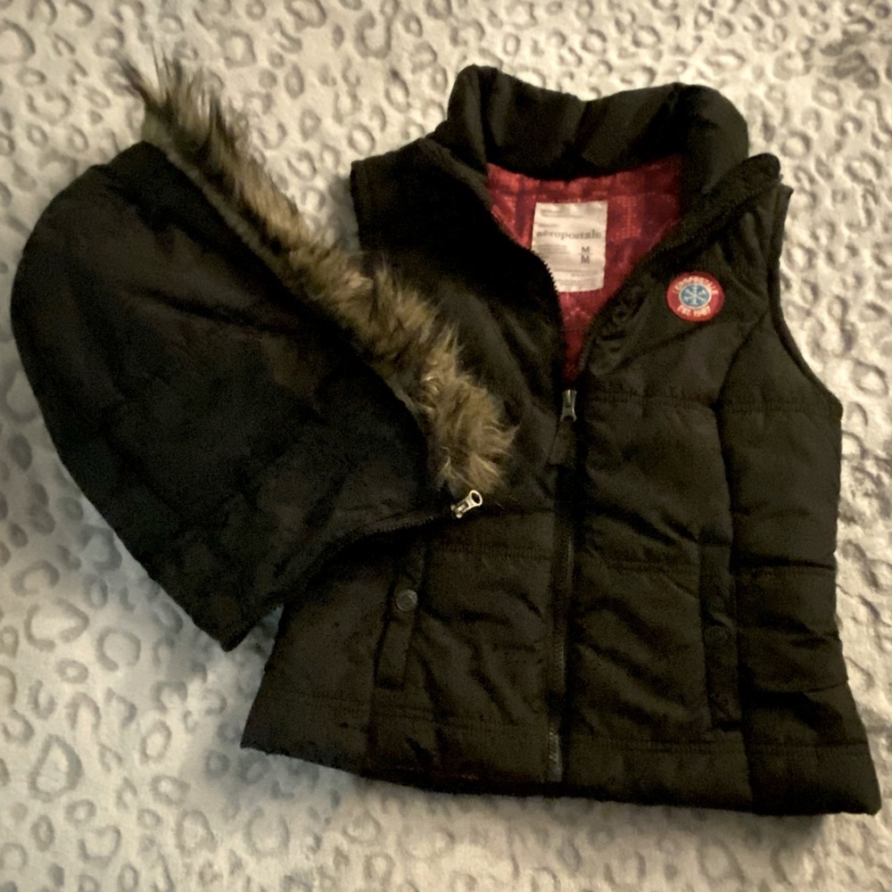 Aeropostale Black Detachable Hood Puffer Vest